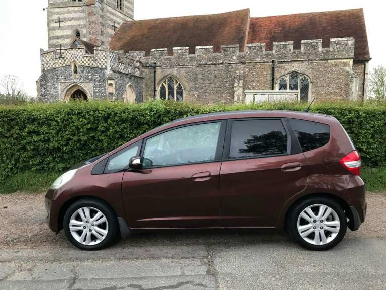 HONDA JAZZ 1.4 EX 7 MONTHS MOT & FULL SERVICE HISTORY REALLY NICE DRIVE ULEZ COMPLIANT