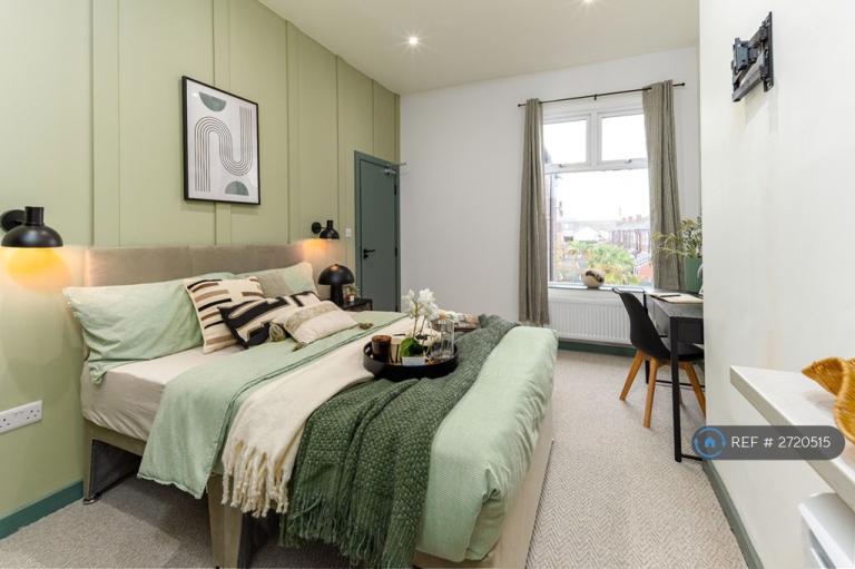 1 bedroom in Walshaw Road, Bury, BL8 (#2720515)