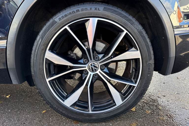 2021 Volkswagen Tiguan 1.5 TSI 150 R-Line 5dr DSG SUV PETROL Automatic