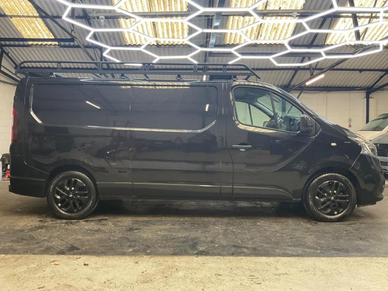 2020 Renault Trafic LL30 ENERGY dCi 145 Black Edition Van PANEL VAN DIESEL Manual