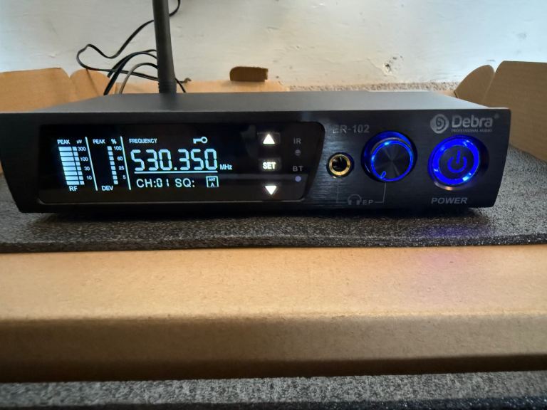 Debra ER102 In Ear Monitor System