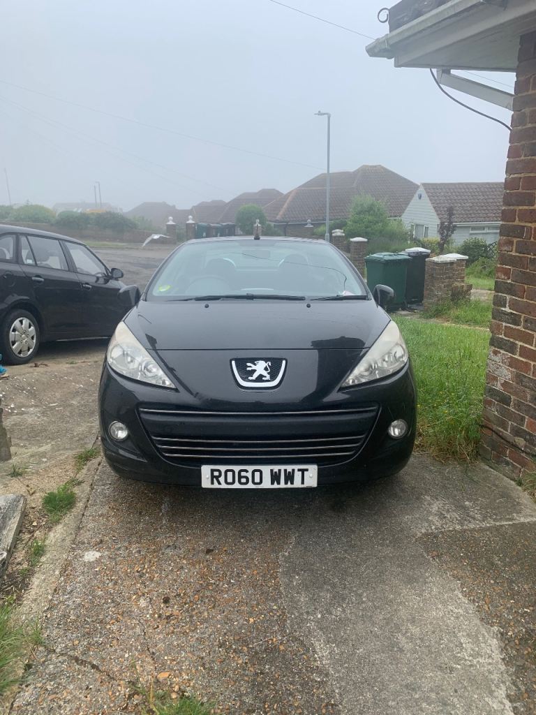 2011 Peugeot 207 CC Sport – The Ultimate Summer Cruiser