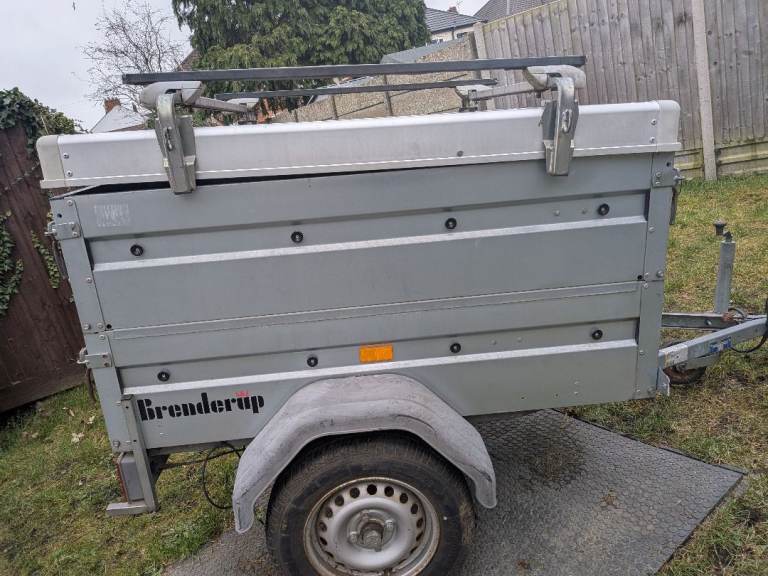Trailer ie for fishing or champing  work  7 pin electrics 
