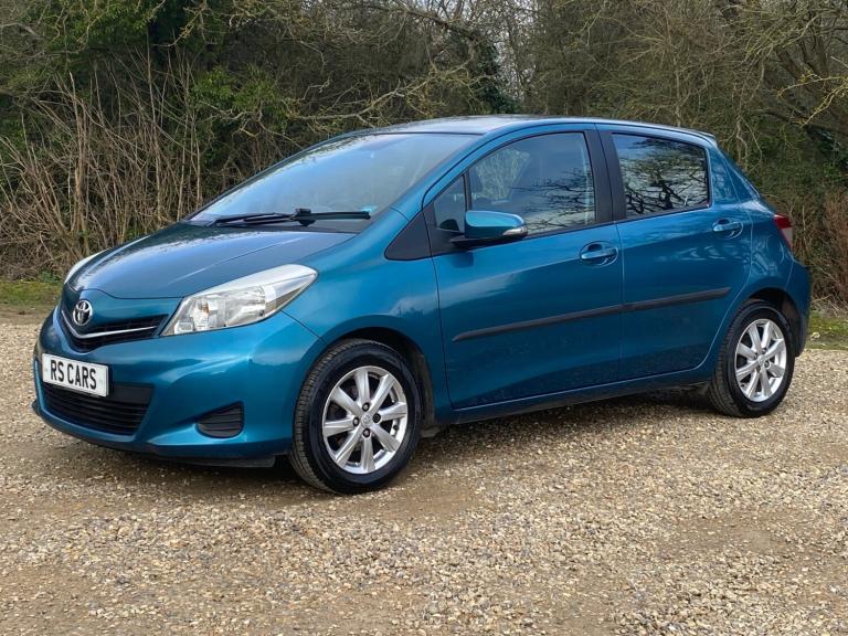 2013 Toyota Yaris 1.33 VVT-i TR 5dr HATCHBACK Petrol Manual