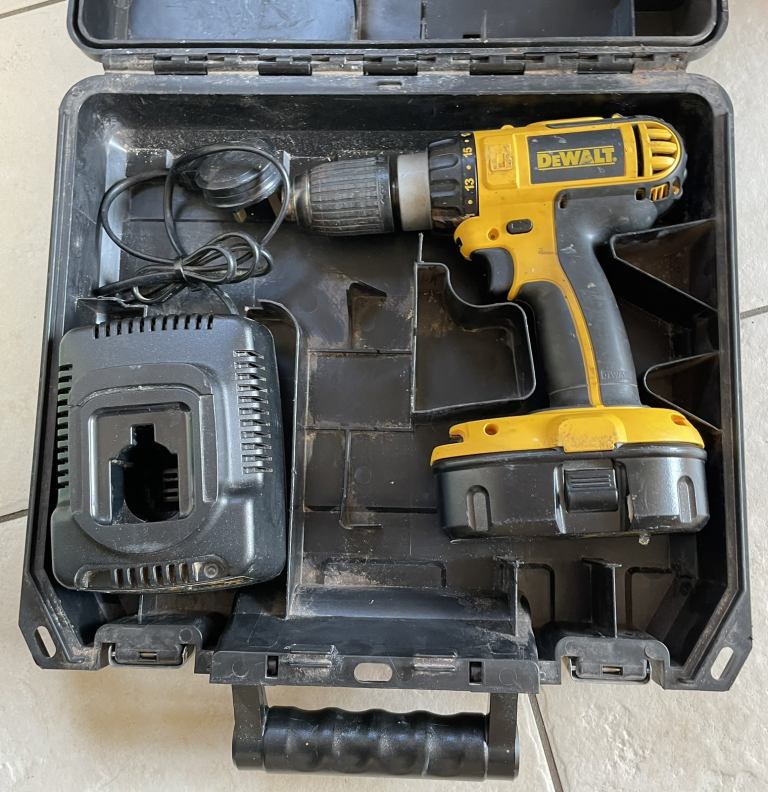 Dewalt Dw 907.  2 speed drill 