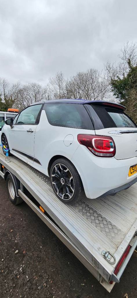 Citroen ds3 13 plate breaking 