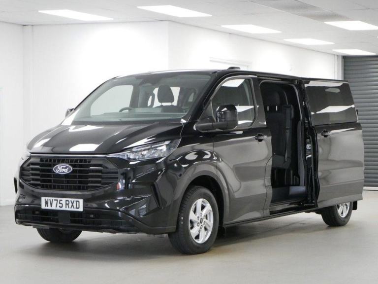 75 FORD TRANSIT CUSTOM 320 2.0 EBL 170 BHP L2 LONG LIMITED AUTOMATIC 6 SEAT CREW