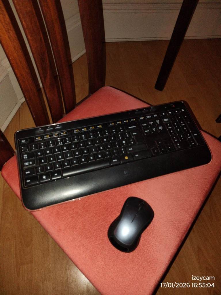 Logitech K520 Keyboard & Mouse