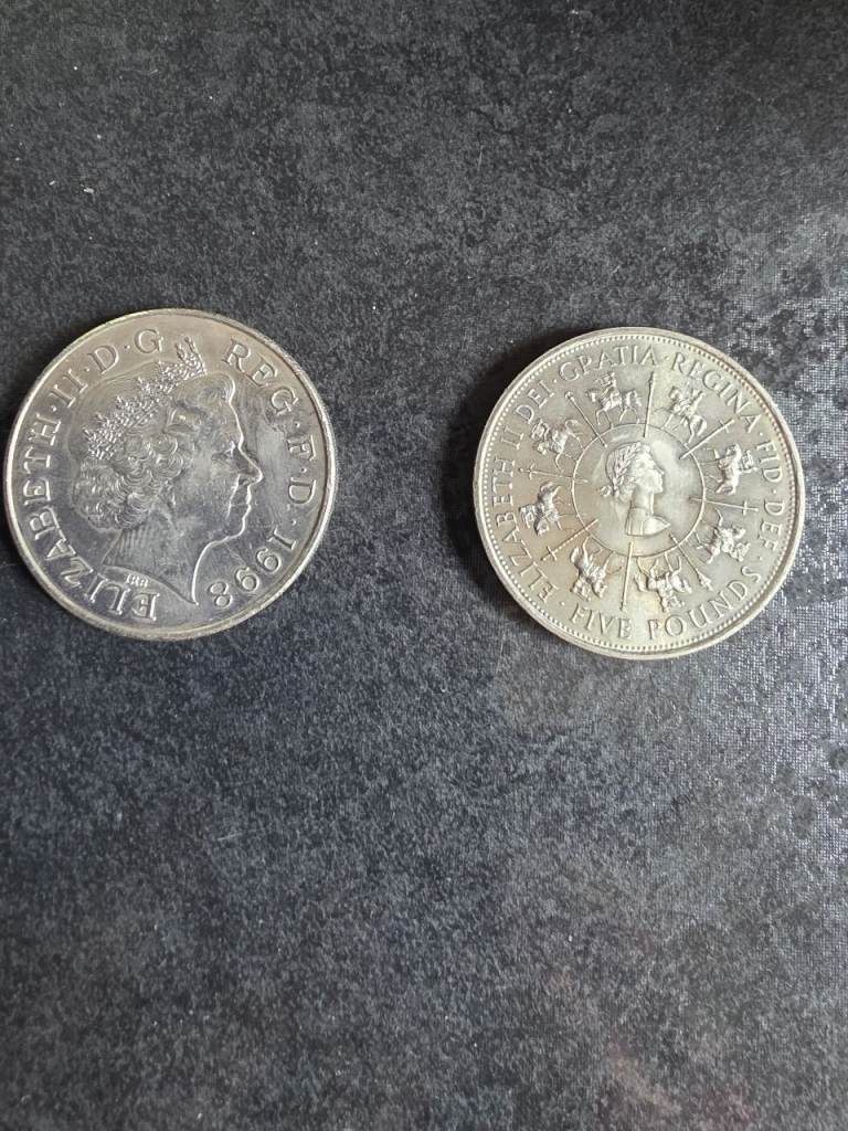 Two commemorative 5 pound coins 