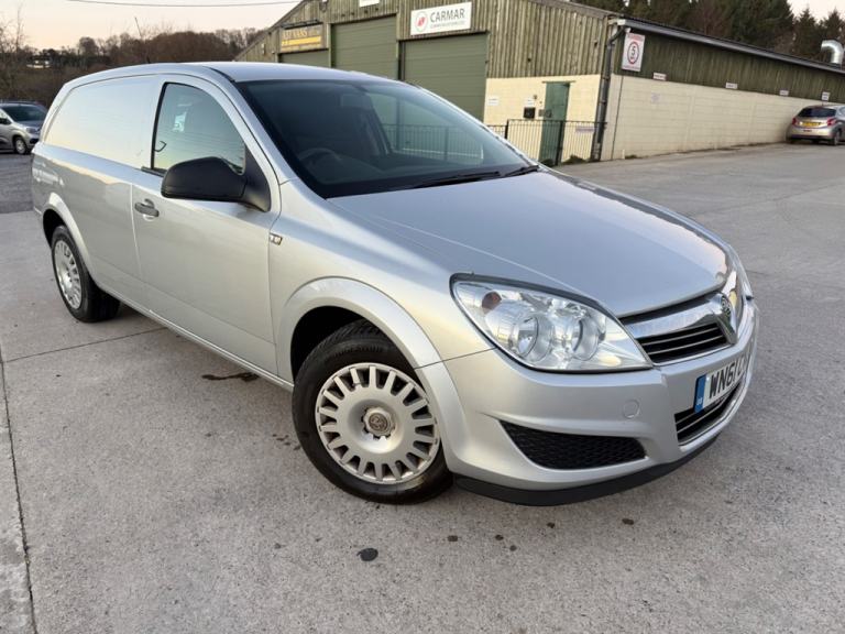 2011 Vauxhall Astra CLUB CDTI DEALER REGISTERED+1 NO VAT Car Derived Van Diesel Manual