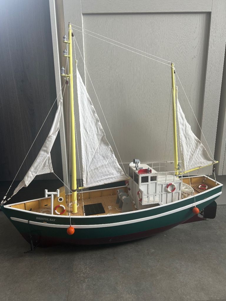 Rc model boat fishing boat 