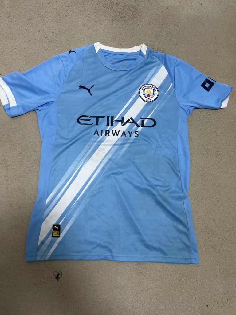 25/26 season Manchester City home shirt