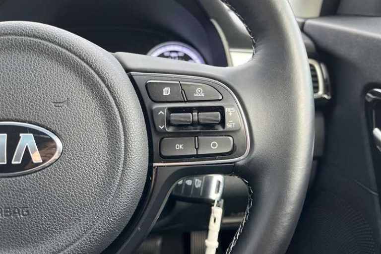 2017 Kia Niro 1.6 GDi Hybrid 3 5dr DCT ESTATE PETROL/ELECTRIC Automatic