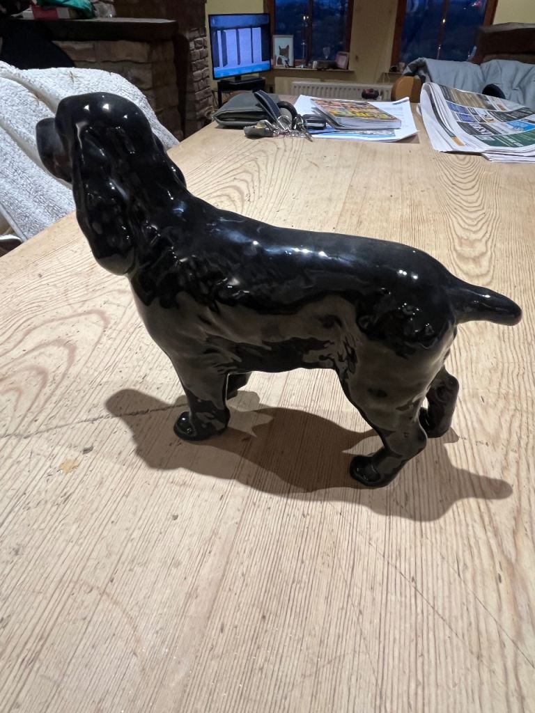 Vintage Beswick Spaniel porcelain dog figurine collectible 