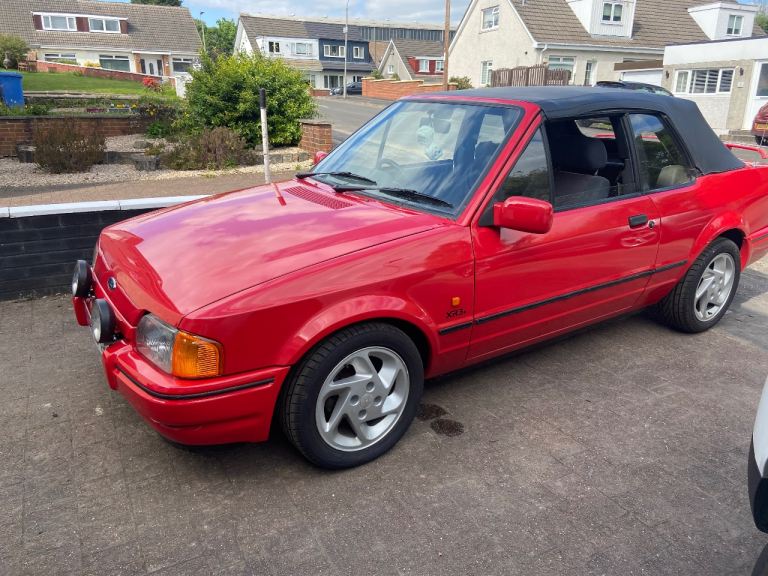 Ford, ESCORT, XR3i