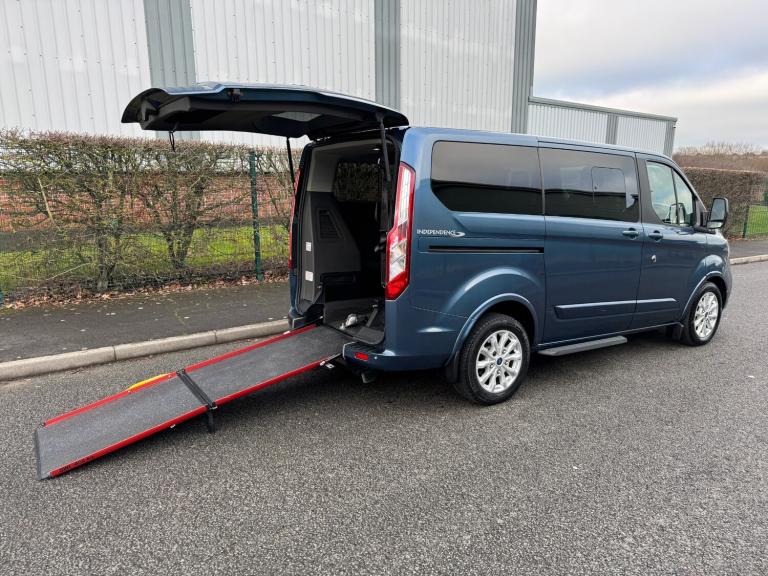 2019 (69) Ford Tourneo Transit Custom Titanium Auto Wheelchair Accessible 5 SEAT