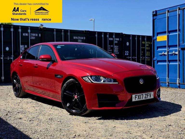 2017 Jaguar XF 2.0d R-Sport Saloon 4dr Diesel Auto Euro 6 (s/s) (180 ps) Saloon Diesel Automatic