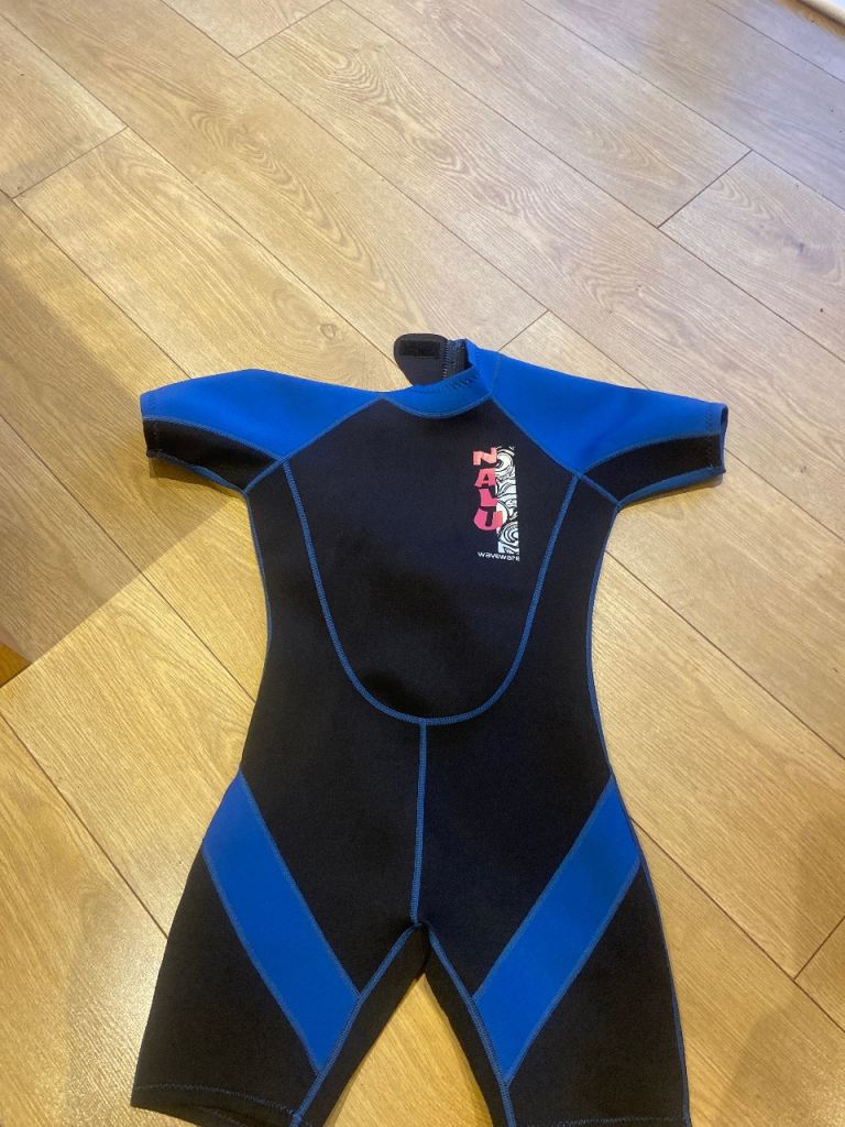 Wet suit