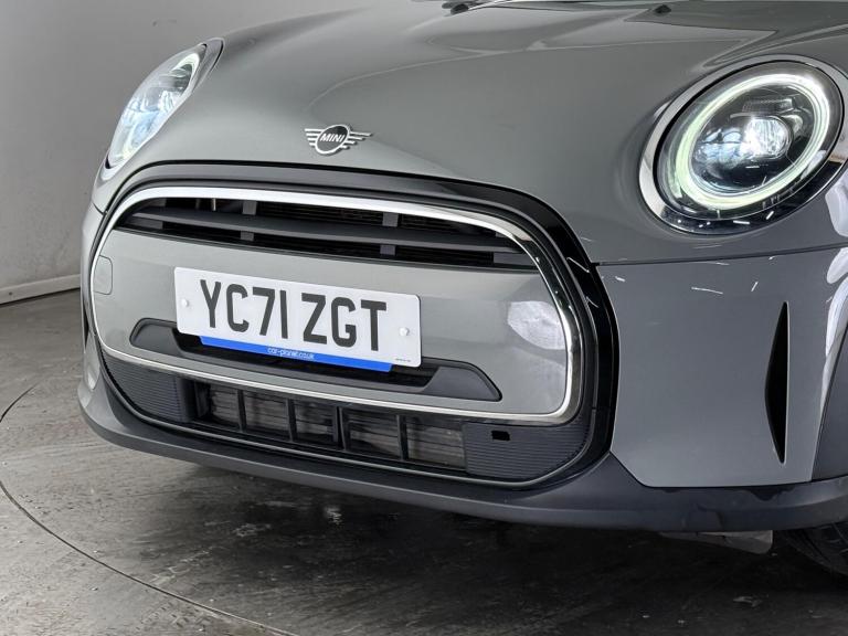 2021 MINI Hatch 1.5 Cooper Classic Euro 6 (s/s) 3dr HATCHBACK Petrol Manual