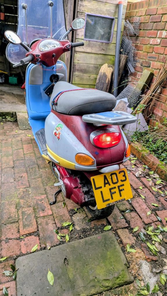 Piaggio, VESPA, 2003, 124 (cc)