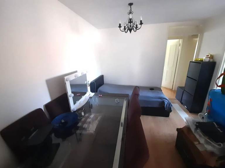 Double bed room