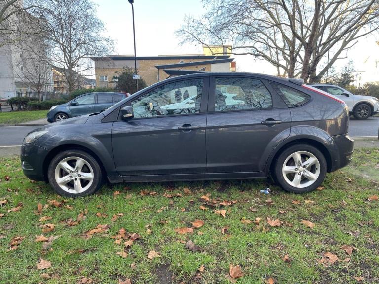 2009 Ford Focus 1.8 Zetec 5dr HATCHBACK Petrol Manual