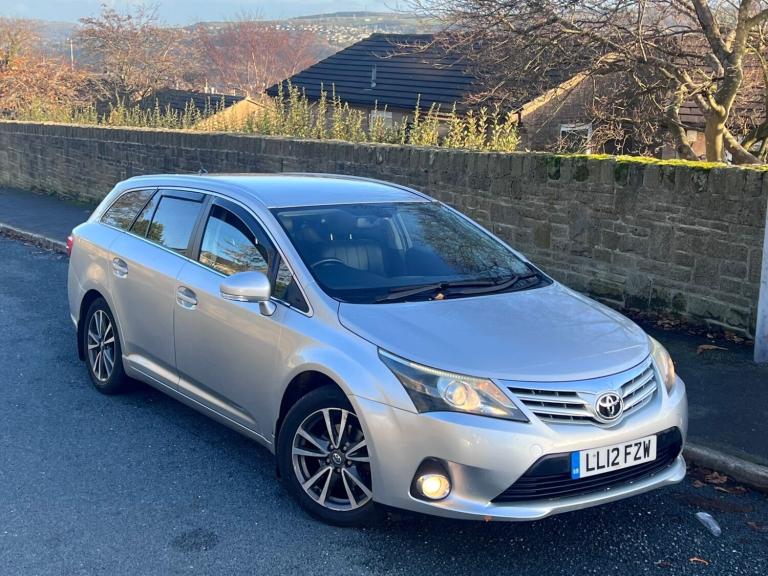 2012 Toyota Avensis 1.8 V-matic TR 5dr ESTATE Petrol Manual