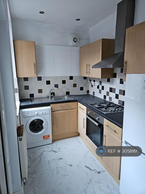 4 bedroom house in Plymouth Road, Sheffield, S7 (4 bed) (#3058161)
