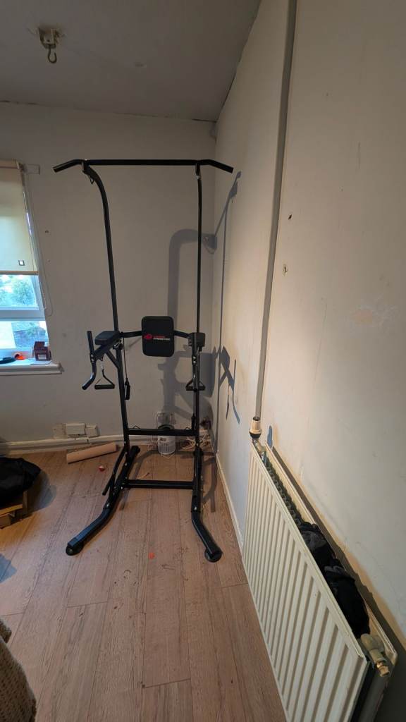 Body Sculpture Power Tower Pull Up Station 