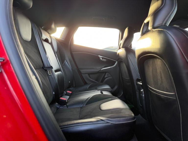 2016 Volvo V40 T2 [122] R DESIGN 5dr Geartronic HATCHBACK Petrol Automatic