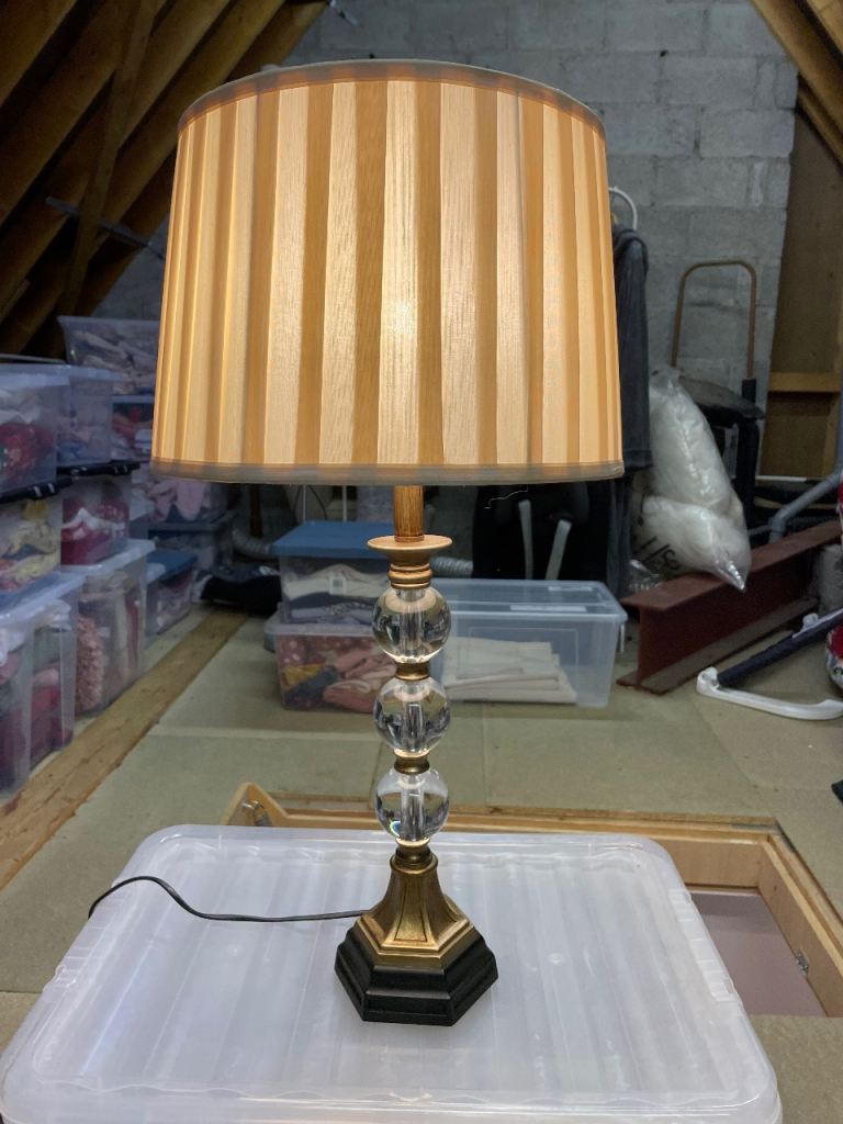 Stylish Gold and Clear Crystal Table Lamp with Cream Shade