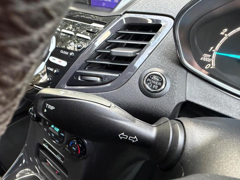 2013 Ford Fiesta 1.0T EcoBoost Titanium X Euro 5 (s/s) 5dr HATCHBACK Petrol Manual