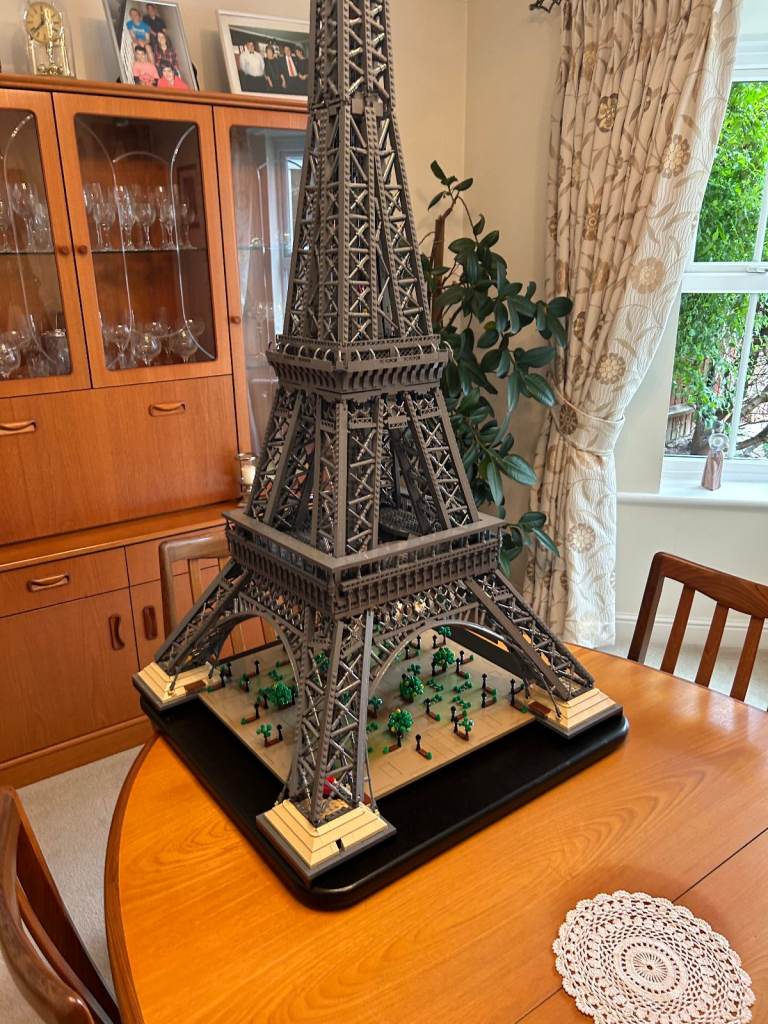 Leggo Eiffel Tower Major Kit