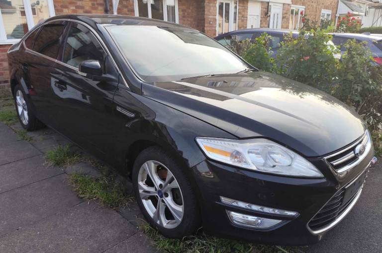  Ford Mondeo Mk4 2014 Black Panther G6  Driver Side Wing £40