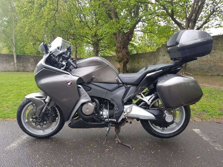 Honda VFR1200FD