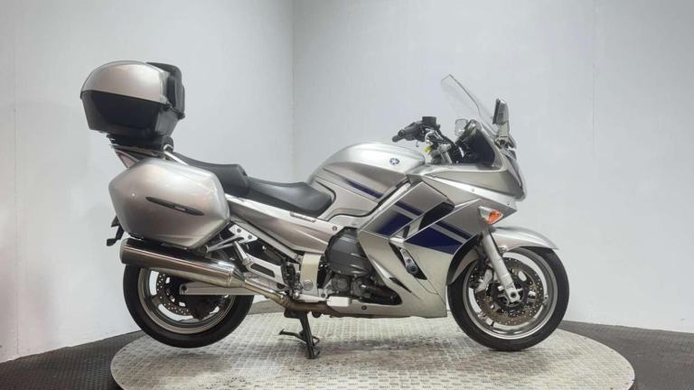 Yamaha FJR1300 ABS 2008 ONLY 22K NEW MOT SERVICED FULL LUGGAGE COMMUTER TOURER B