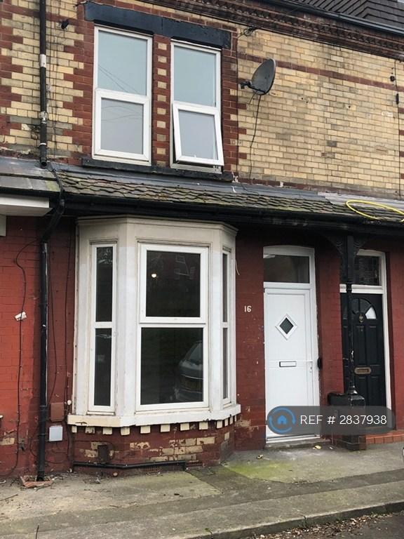 4 bedroom house in Ashley Terrace, Leeds, LS9 (4 bed) (#2837938)