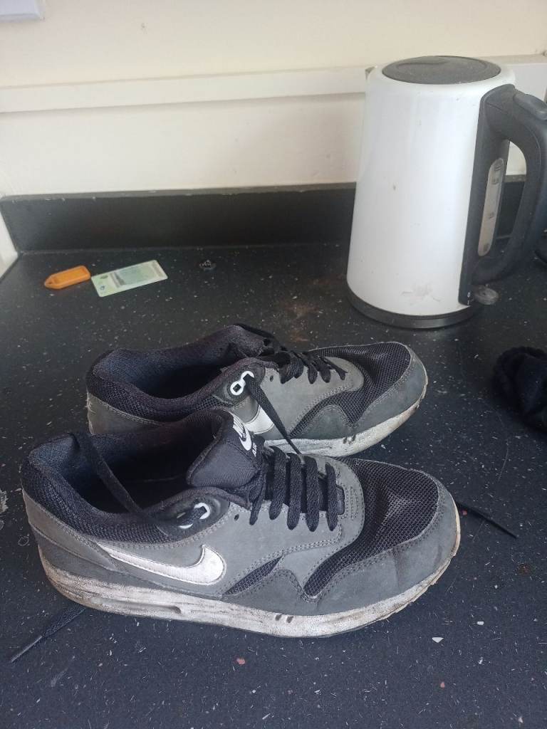 Mens airmax trainers for sale in redcar