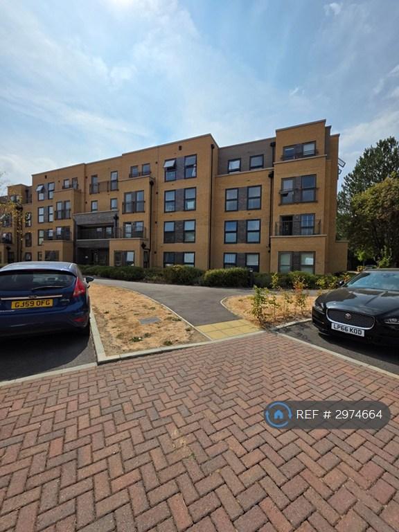 1 bedroom in Cornwall Garden, Burnham, SL6 (#2974664)