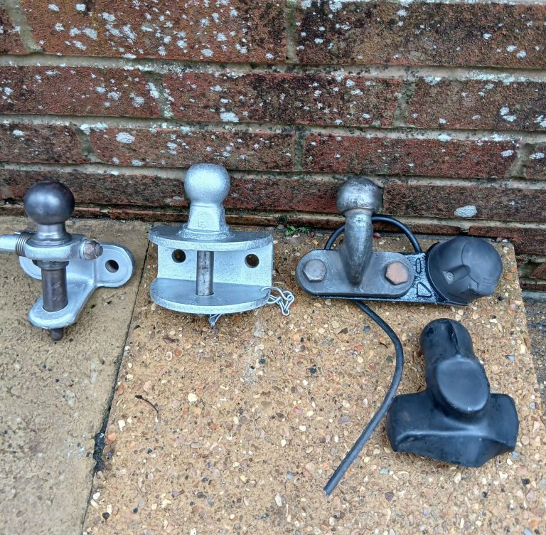 Tow bar Ball hitches