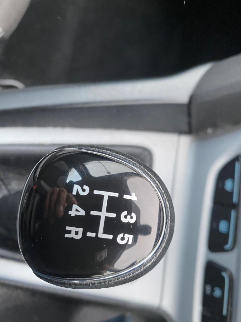 2014 Ford Focus 1.0 EcoBoost Zetec Navigator 5dr HATCHBACK PETROL Manual