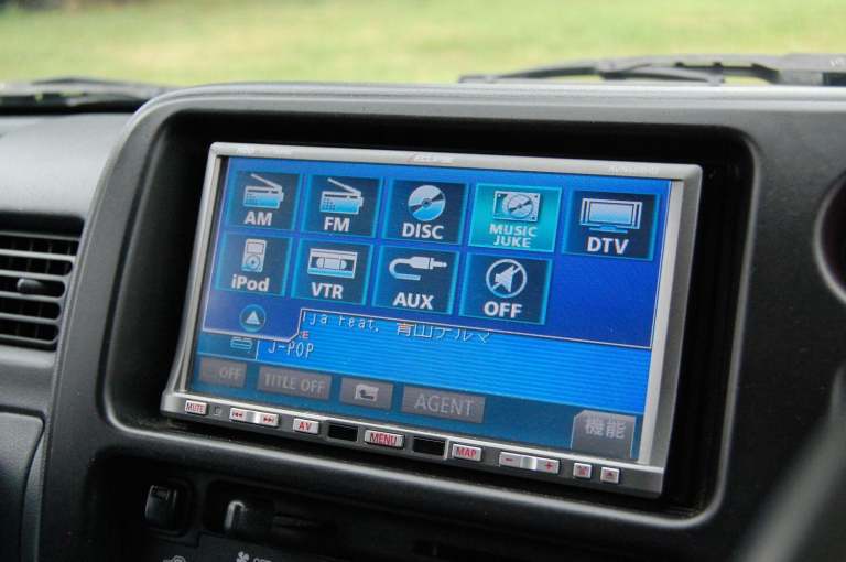 DAIHATSU HIJET  White Manual Petrol 2008