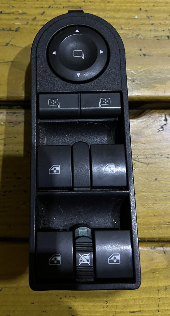 Vauxhall zafira b window / mirror switch 