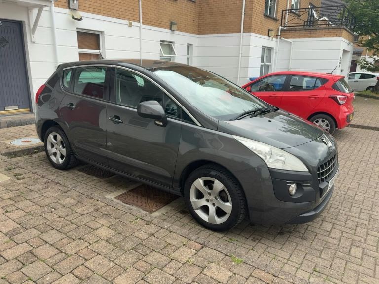 Peugeot, 3008, Hatchback, 2013, Semi-Auto, 1560 (cc), 5 doors. Good miles, 13 months MOT!