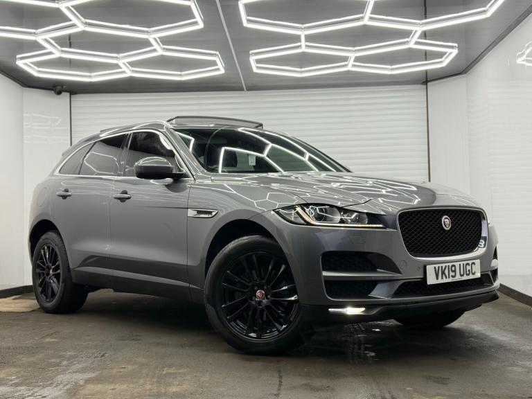 2019 Jaguar F-Pace 2.0d Portfolio 5dr Auto AWD ESTATE Diesel Automatic