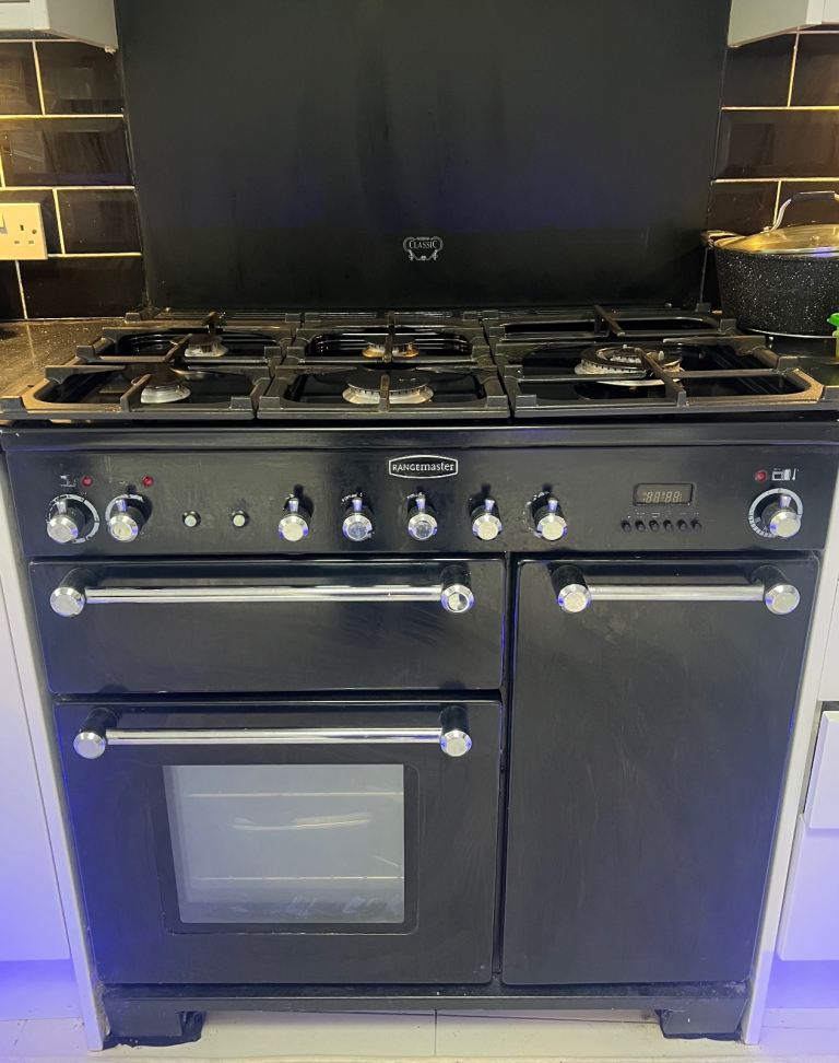 Rangemaster cooker