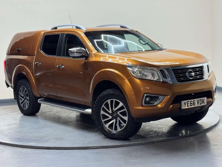 2016 Nissan Navara 2.3 Navara Tekna dCi 4WD 5dr SUV Diesel Manual