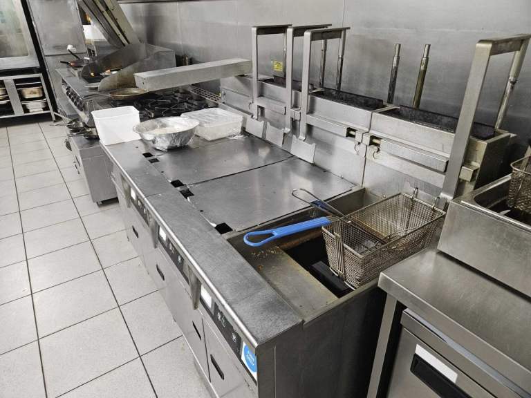 Turnpike Lane Pub Kitchen For Rent