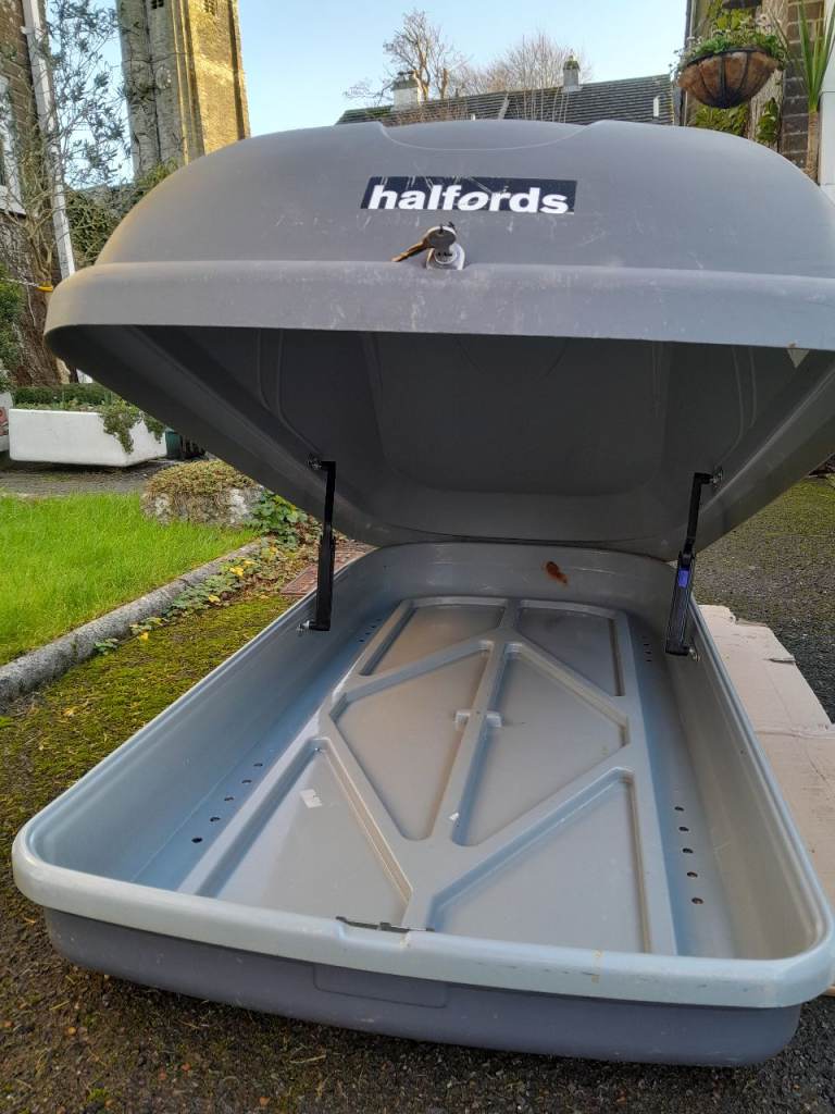 Halfords Roof Box 