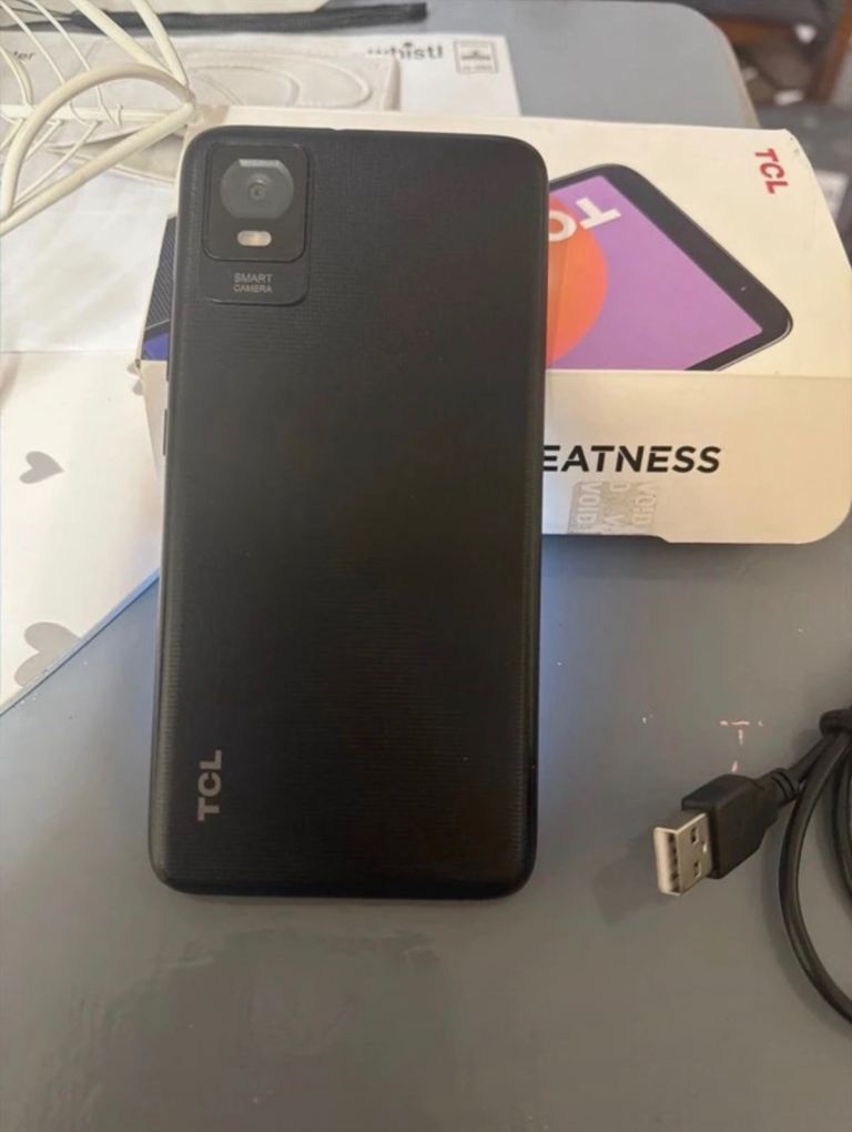TCL 403 Mobile Phone - Black, As Good As New